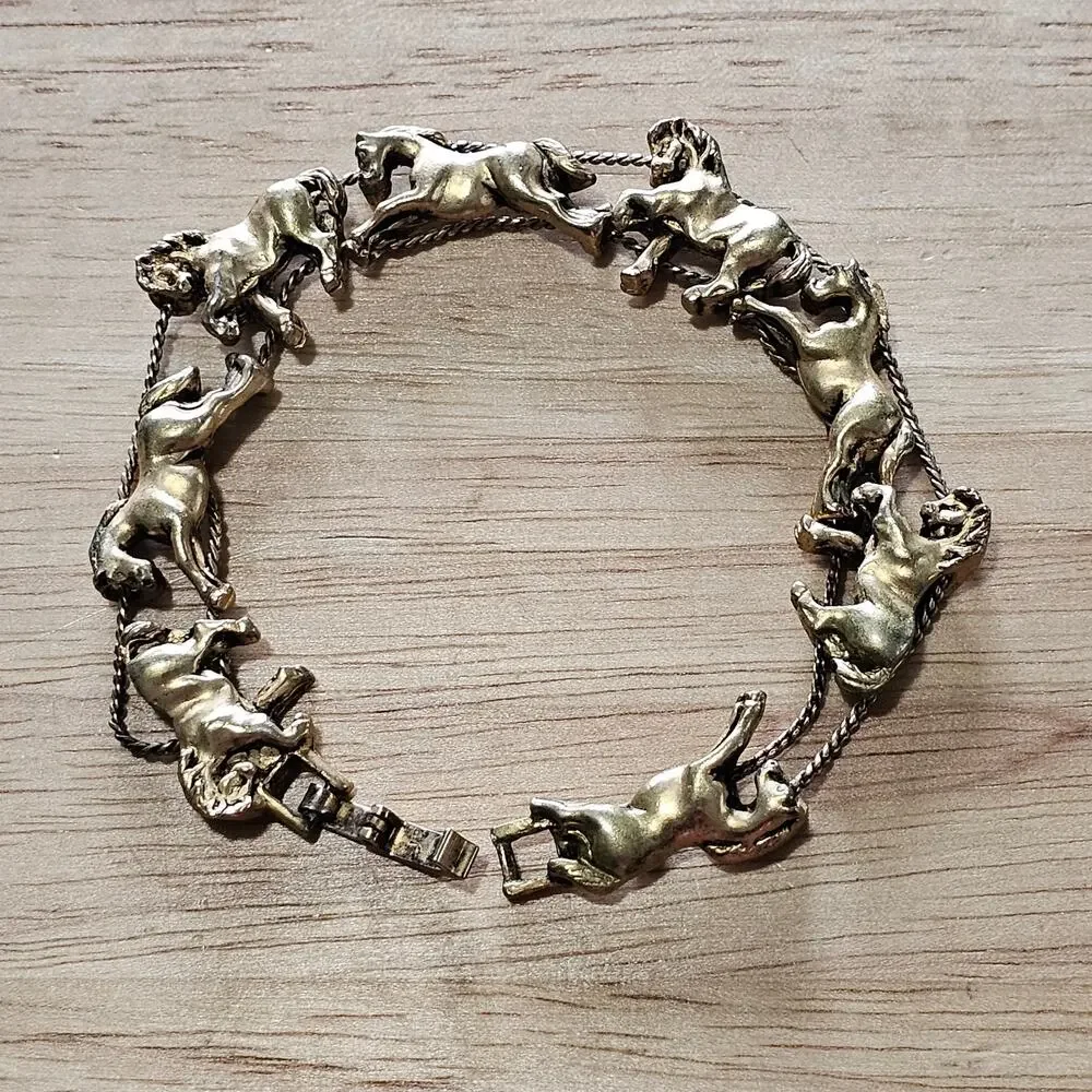 Vintage Gold Horse Slider Chain Bracelet Equestrian Galloping Design